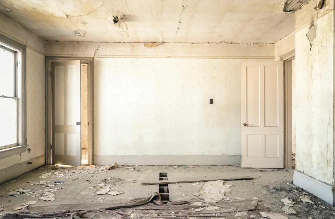 Waste disposal crew managing a cleanout project in Godfrey